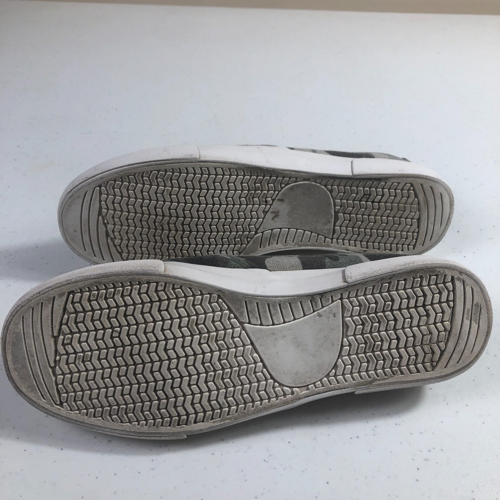 Tommy Bahama Womens 8.5 Camo Slip‎ On Sneaker Military Utility Athleisure Street - Picture 8 of 8